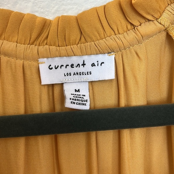 Current Air Yellow Twist Front Ruffle Blouse Size M - Picture 3 of 6